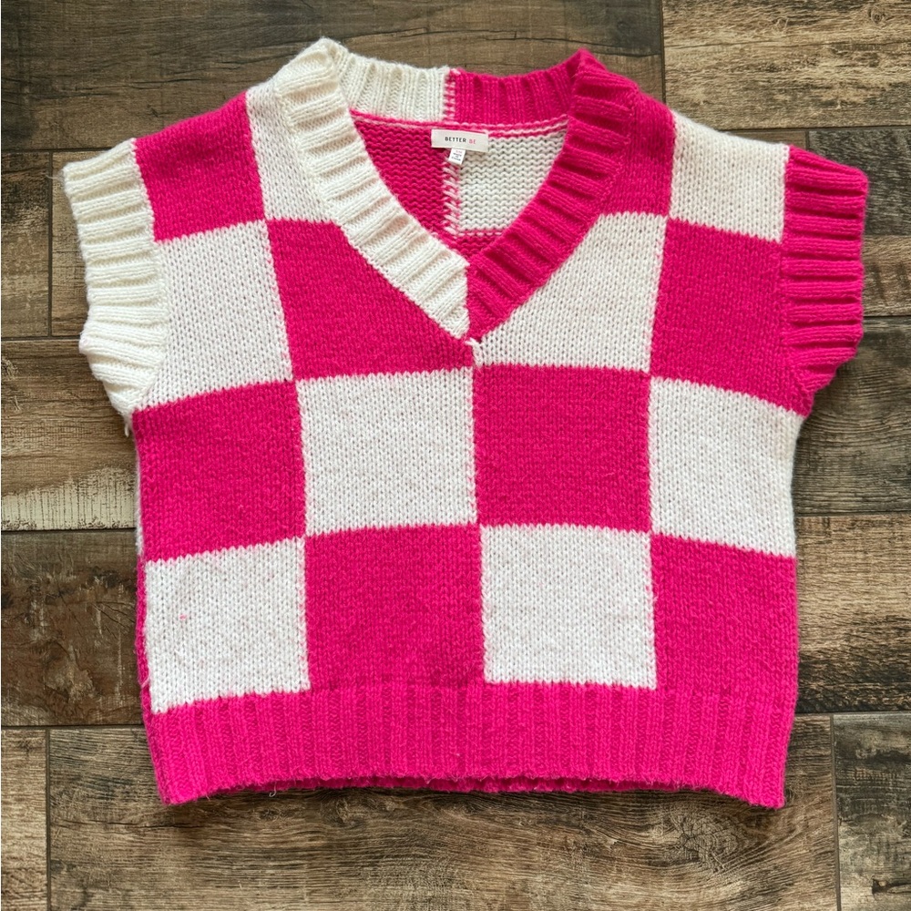 LIKE NEW* BETTER BE HOT PINK & WHITE CHECKERED SWEATER VEST SIZE S/M